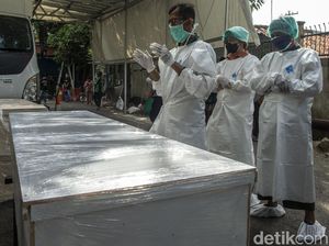 Kabar Duka, Sudah Lebih 82 Ribu Warga Indonesia yang Meninggal karena COVID-19 Kabar Duka, Sudah Lebih 82 Ribu Warga Indonesia yang Meninggal karena COVID-19