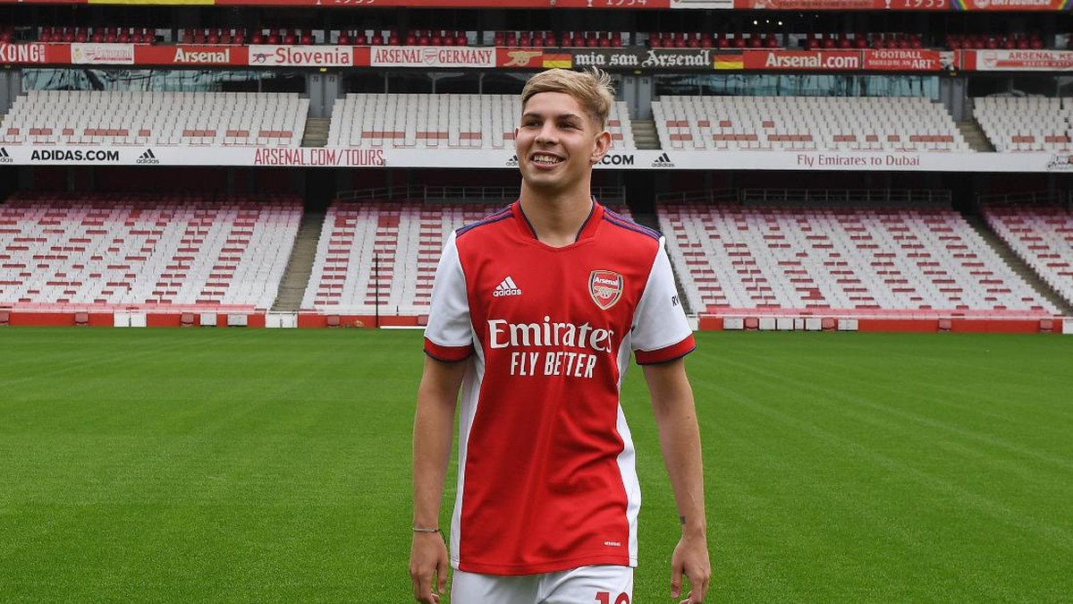 Emile Smith Rowe, kini jadi pemilik nomor 10 di Arsenal. Foto: Dok. Arsenal