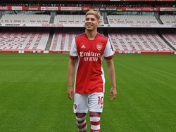 Emile Smith Rowe Jadi Pemilik Baru Nomor 10 di Arsenal
