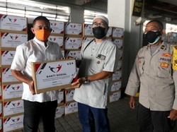 Pemprov DKI Ajak Warga Saling Bantu, Industri Hiburan Turun Bagi Bansos