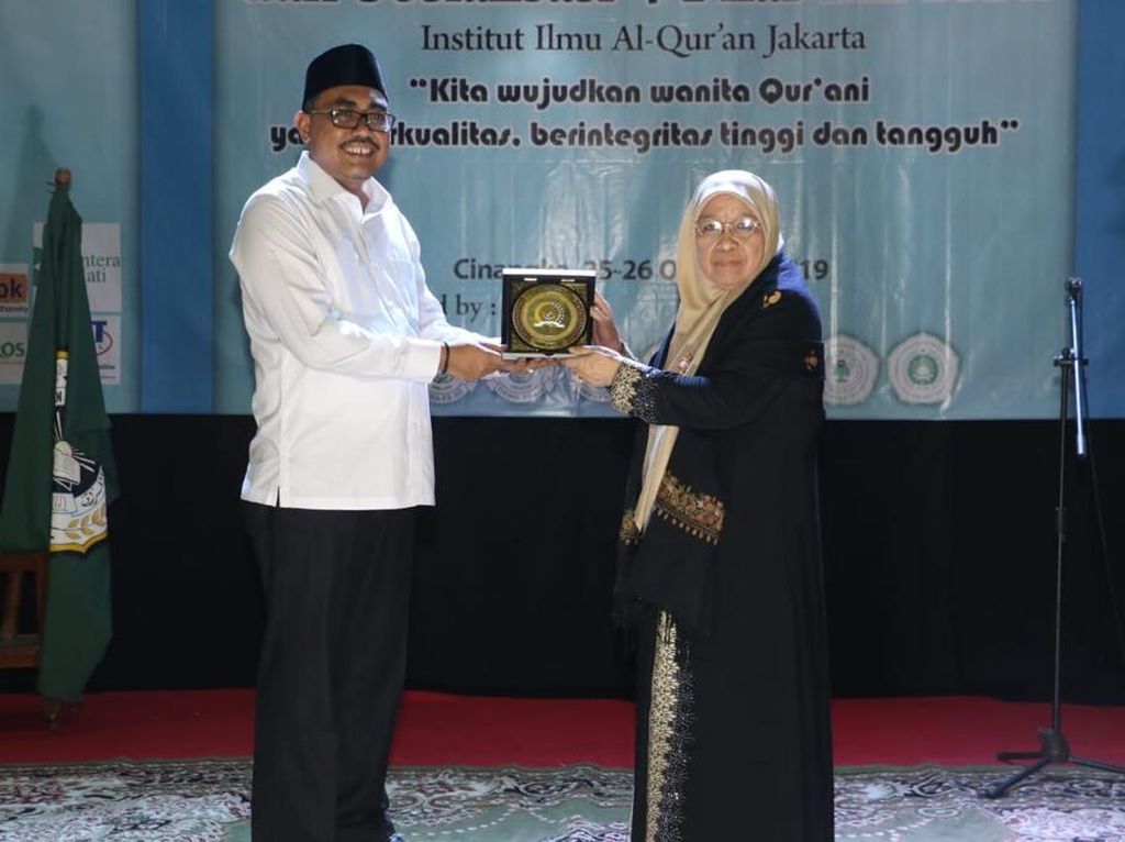 Prof Dr Huzaemah Wafat, Jazilul Fawaid: Teladan bagi Ulama Perempuan RI