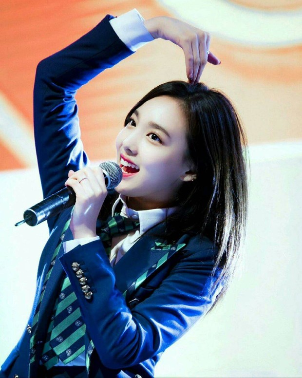 Naeyeon sendiri adalah member tertua di Twice yang lahir di tahun 1995/Instagram.com/nayeon_bunny_twice