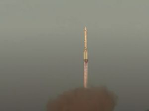 Rusia Akhirnya Kirim Nauka ke Luar Angkasa Usai Tertunda 14 Tahun Rusia Akhirnya Kirim Nauka ke Luar Angkasa Usai Tertunda 14 Tahun