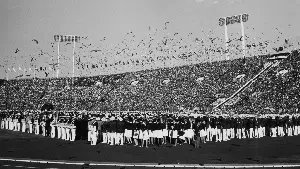 Semarak Olimpiade Tokyo 1964 dalam Bingkai Hitam Putih