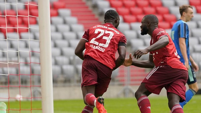 Bayern Munich tertahan 2-2 oleh Ajax Amsterdam di laga uji coba