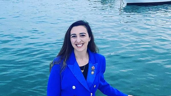 10 Potret Anggota DPR Cantik & Atlet Badminton yang Berlaga di Olimpiade