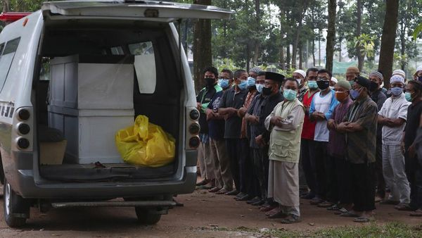 Rekor, Kasus Kematian COVID-19 RI Tembus 1.566 Jiwa