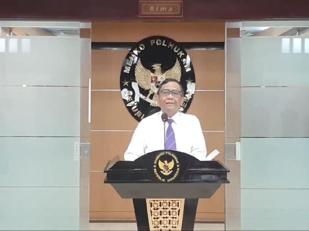 Mahfud Md: Ada Dilema Penggunaan Anggaran COVID-19 di Daerah Mahfud Md: Ada Dilema Penggunaan Anggaran COVID-19 di Daerah