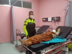 Heroik, Polisi Majalengka di Tol Cipali Bantu Ibu Akan Melahirkan