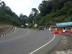 Foto: Imbas PPKM, Puncak Sepi bak Kota Mati Foto: Imbas PPKM, Puncak Sepi bak Kota Mati