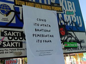 Selebaran Kritik PPKM Nyebar: COVID Itu Nyata-Bantuan Pemerintah Fana Selebaran Kritik PPKM Nyebar: COVID Itu Nyata-Bantuan Pemerintah Fana