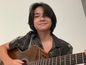 Tak Mau Puas di Film, Weda Nanda Coba Dunia Tarik Suara Tak Mau Puas di Film, Weda Nanda Coba Dunia Tarik Suara