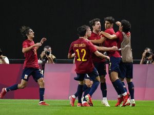 Hasil Australia Vs Spanyol Olimpiade Tokyo 2020: La Rojita Menang 1-0 Hasil Australia Vs Spanyol Olimpiade Tokyo 2020: La Rojita Menang 1-0