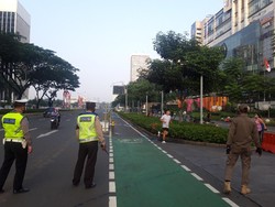 PPKM Level 4, Jalan Sudirman Jakpus Sepi Pesepeda Pagi ini