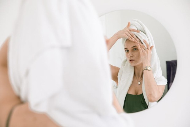 memilih produk tanpa kandungan zat aditif / foto : pexels.com/EkaterinaBolovstova
