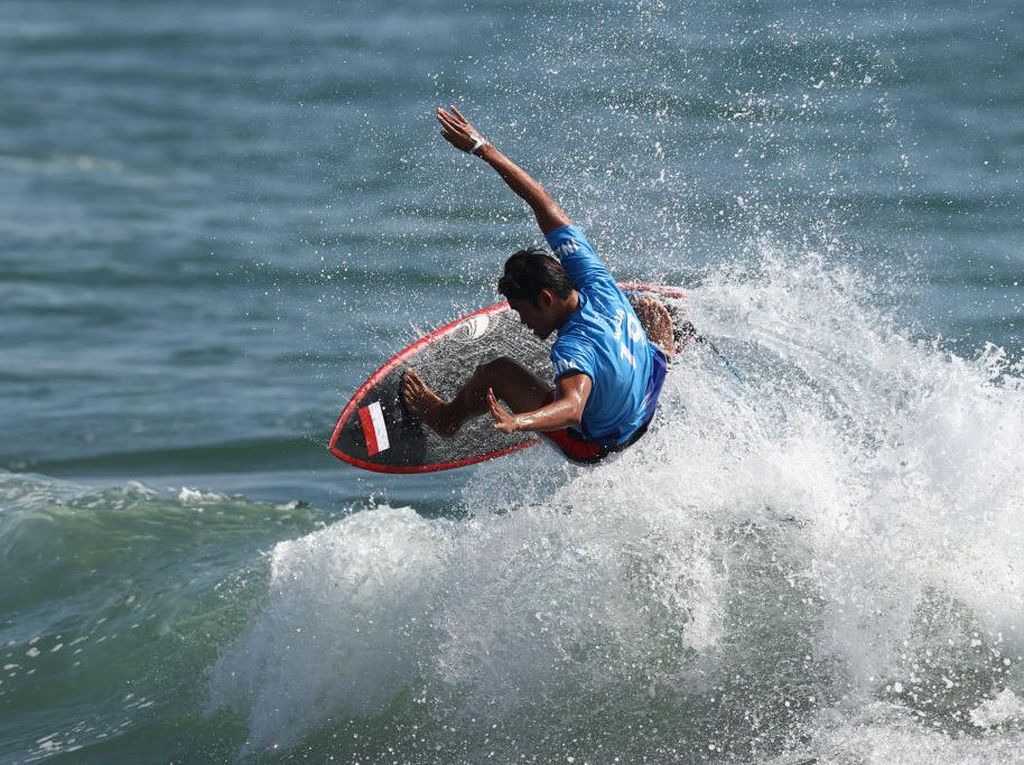 Hasil Surfing Olimpiade Tokyo 2020: Rio Waida Lolos ke Babak Kedua