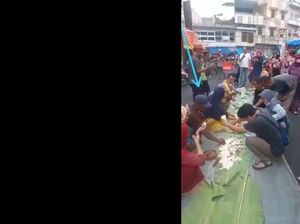 Sepi Pembeli, PKL di Tasik Ngaliwet di Jalan Penyekatan PPKM