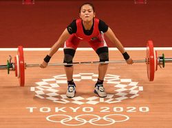 Lifter Windy Cantika Ikuti Jejak sang Ibu, Raih Medali di Usia Muda