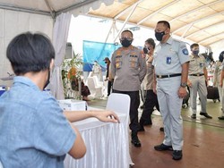 Gandeng Polri, Jasa Raharja Gelar Program Vaksinasi Massal JRKu