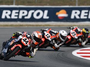 Detik-detik Kecelakaan Maut Hugo Milan, Dihantam Motor Lain Usai Terpelanting di Aspal Detik-detik Kecelakaan Maut Hugo Milan, Dihantam Motor Lain Usai Terpelanting di Aspal