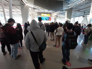 Ada Cek STRP, Antrean Calon Penumpang KRL di Stasiun Bogor Mengular Pagi Ini