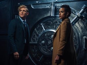 Review Army of Thieves: Awal Mula Menjadi Perampok