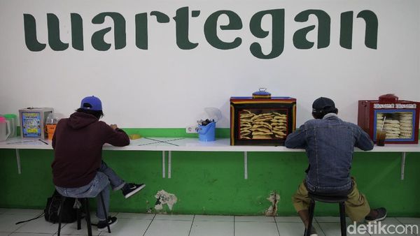 Aturan PPKM Dilonggarkan, Makan di Warteg Diizinkan 20 Menit