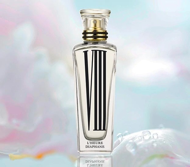 Cartier Les Heures parfum favorit Haechan NCT 127