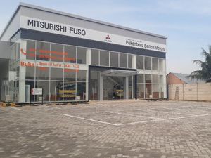 Mitsubishi Fuso Buka Dealer Baru di Pekanbaru