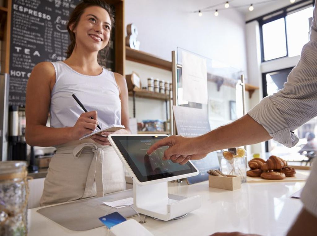 Punya Bisnis Kuliner? Terapkan Trik Ini untuk Tarik Pelanggan Punya Bisnis Kuliner? Terapkan Trik Ini untuk Tarik Pelanggan