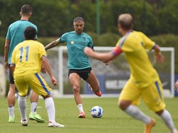 Inter Milan Bantai Tim Serie C 8-0 dalam Latih Tanding