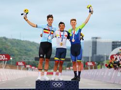 Aturan Olimpiade: Atlet Boleh Lepas Masker 30 Detik di Podium