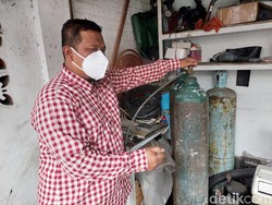 Salut! Pria Cimahi Sediakan Isi Ulang Oksigen Gratis untuk Masyarakat