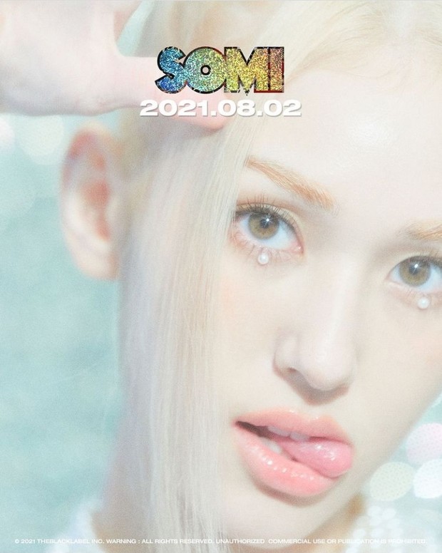 Somi bagikan poster single terbarunya/Foto: instagram.com/somsomi0309