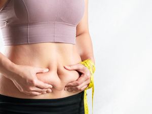 Waspada! 7 Cara Makan Ini Bisa Bikin Perut Buncit