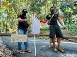 Frustasi PPKM, Pengelola Wisata di Majalengka Kibarkan Bendera Putih