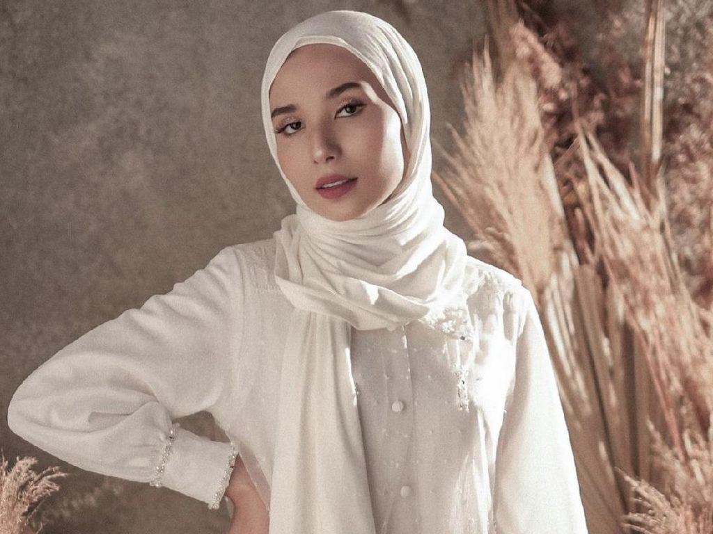 Selebgram Daniella Kharishma Ungkap Alasan Mualaf Selebgram Daniella Kharishma Ungkap Alasan Mualaf
