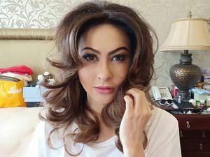 Reaksi Diana Pungky Ketika Ada Netizen Pinjam Uang Reaksi Diana Pungky Ketika Ada Netizen Pinjam Uang