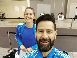 Momen Bahagia Atlet Anggar Dilamar Pelatih Setelah Kalah di Olimpiade Tokyo