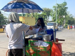Boleh Buka Saat PPKM Level 4, PKL di Pasar Senen: Kemarin Kucing-kucingan