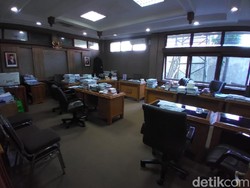 Kronologi Para Anggota DPRD Solo Karaoke-Joget Bersama di Ruang Komisi