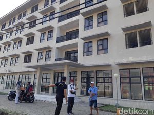 Hanya Ibu Kota Banten yang Tak Sediakan Tempat Isoman Saat PPKM Hanya Ibu Kota Banten yang Tak Sediakan Tempat Isoman Saat PPKM