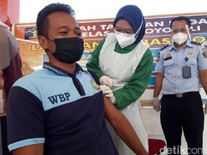 Seluruh Warga Binaan Rutan Boyolali Divaksinasi COVID-19 Seluruh Warga Binaan Rutan Boyolali Divaksinasi COVID-19