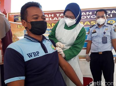 Seluruh Warga Binaan Rutan Boyolali Divaksinasi COVID-19