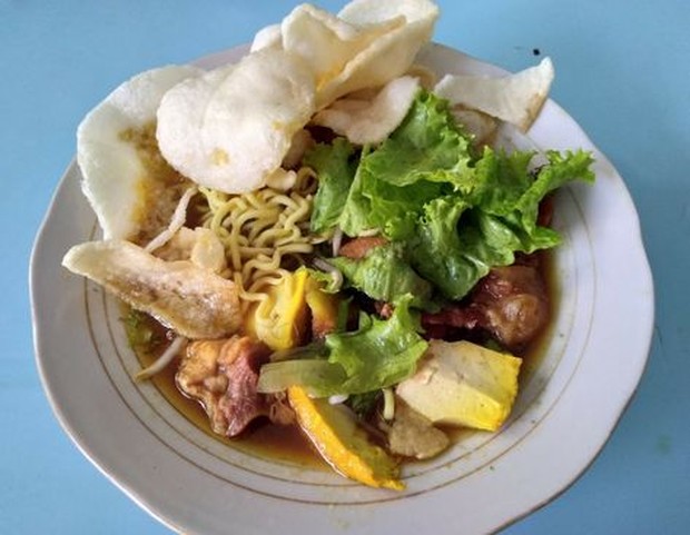 Tahu Campur Lamongan salah satu kuliner khas Jawa Timur