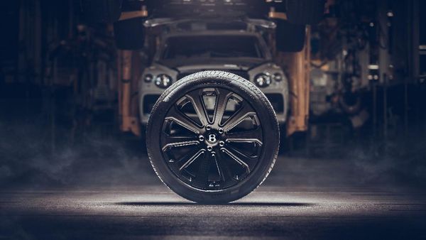 Wujud Velg Carbon Terbesar yang Dibuat Selama 5 Tahun