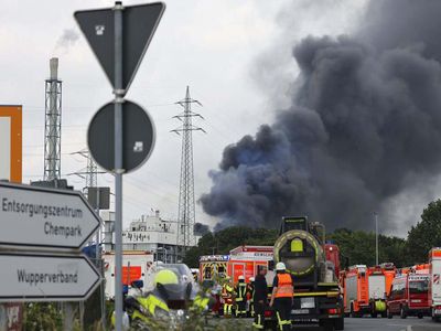 Asap Hitam di Langit Jerman Gegera Ledakan di Kawasan Industri