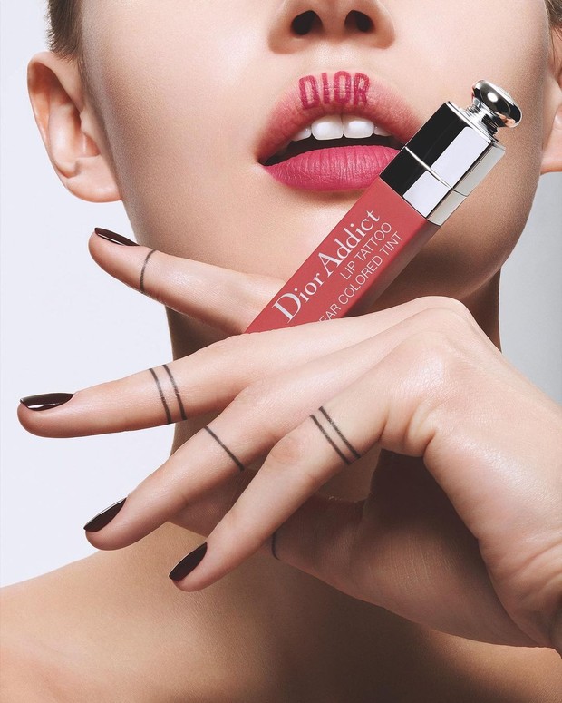 Dior Addict Lip Tattoo/Instagram.com/dior