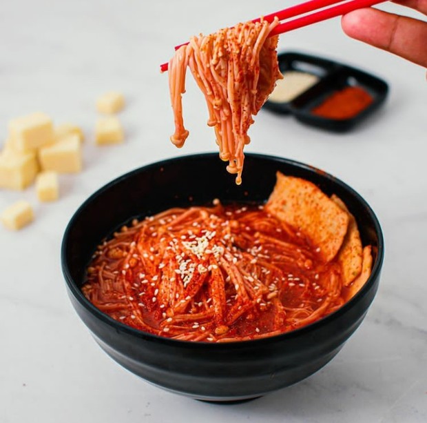 Resep Enoki Pedas Rasa Mukbang Korea
