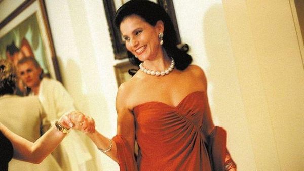 Cantik Plus Tajir, Potret Janda Terkaya Dunia Berharta Rp 1.303 T